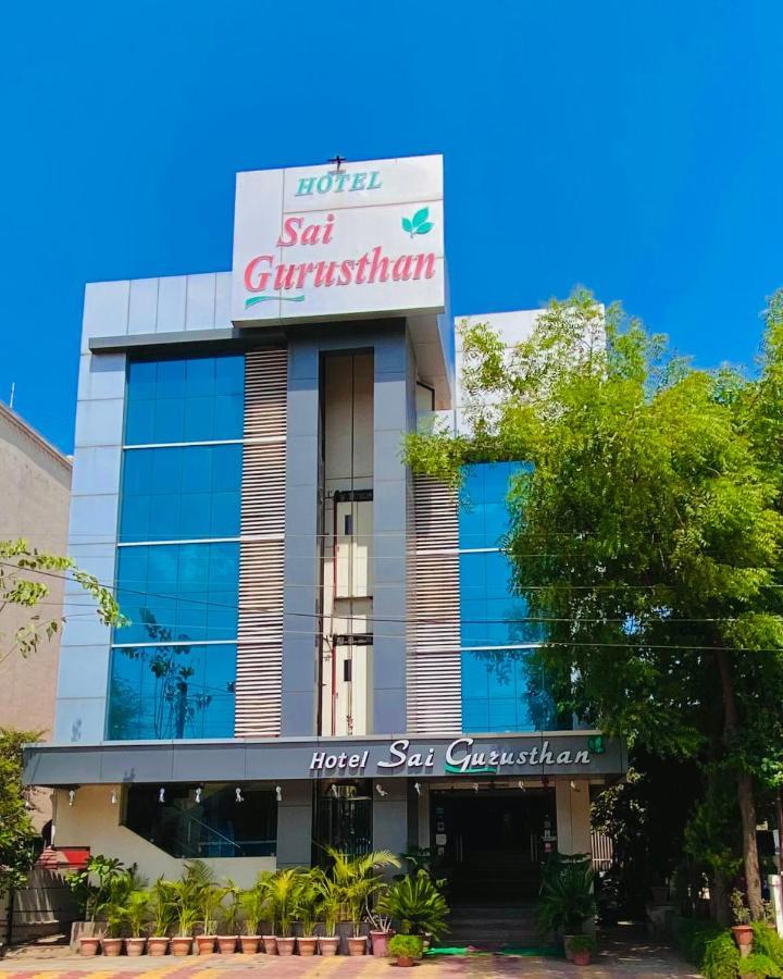 Hotel Sai Gurusthan Shirdi Extérieur photo