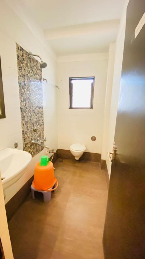 Hotel Sai Gurusthan Shirdi Extérieur photo